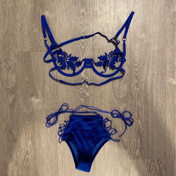 Jia Atelier Lingerie Set - Picture 3 of 12